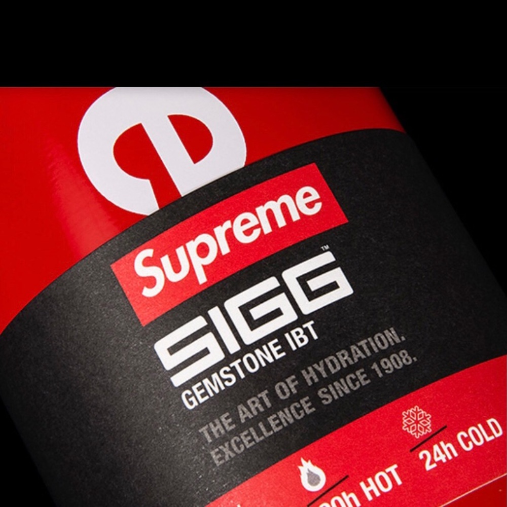 Supreme Bottle Red - Picture 3 of 6